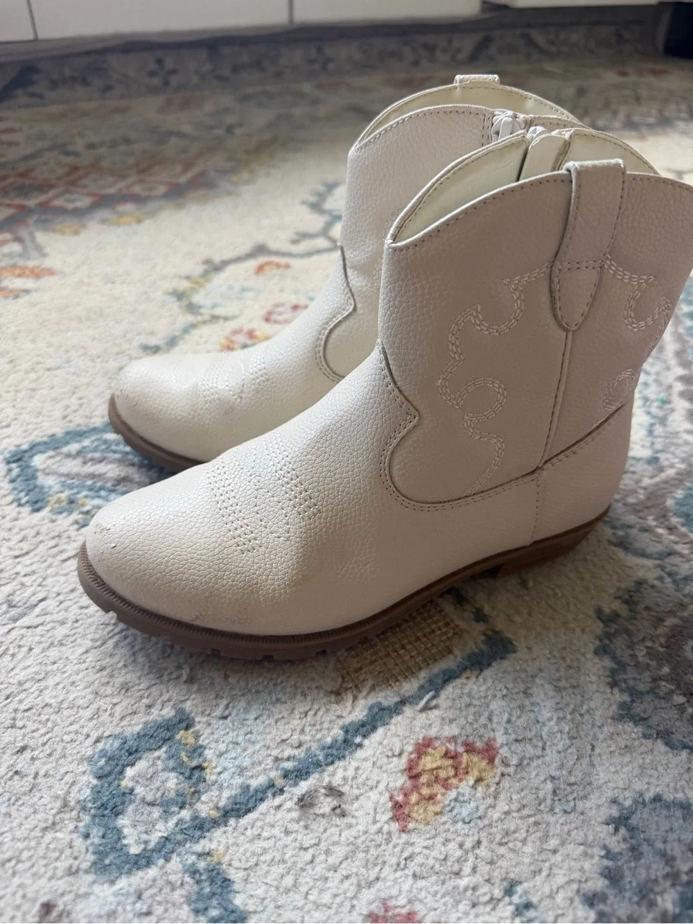 Cat & Jack Cream Pebble-Textured Western Zip Ankle Boots